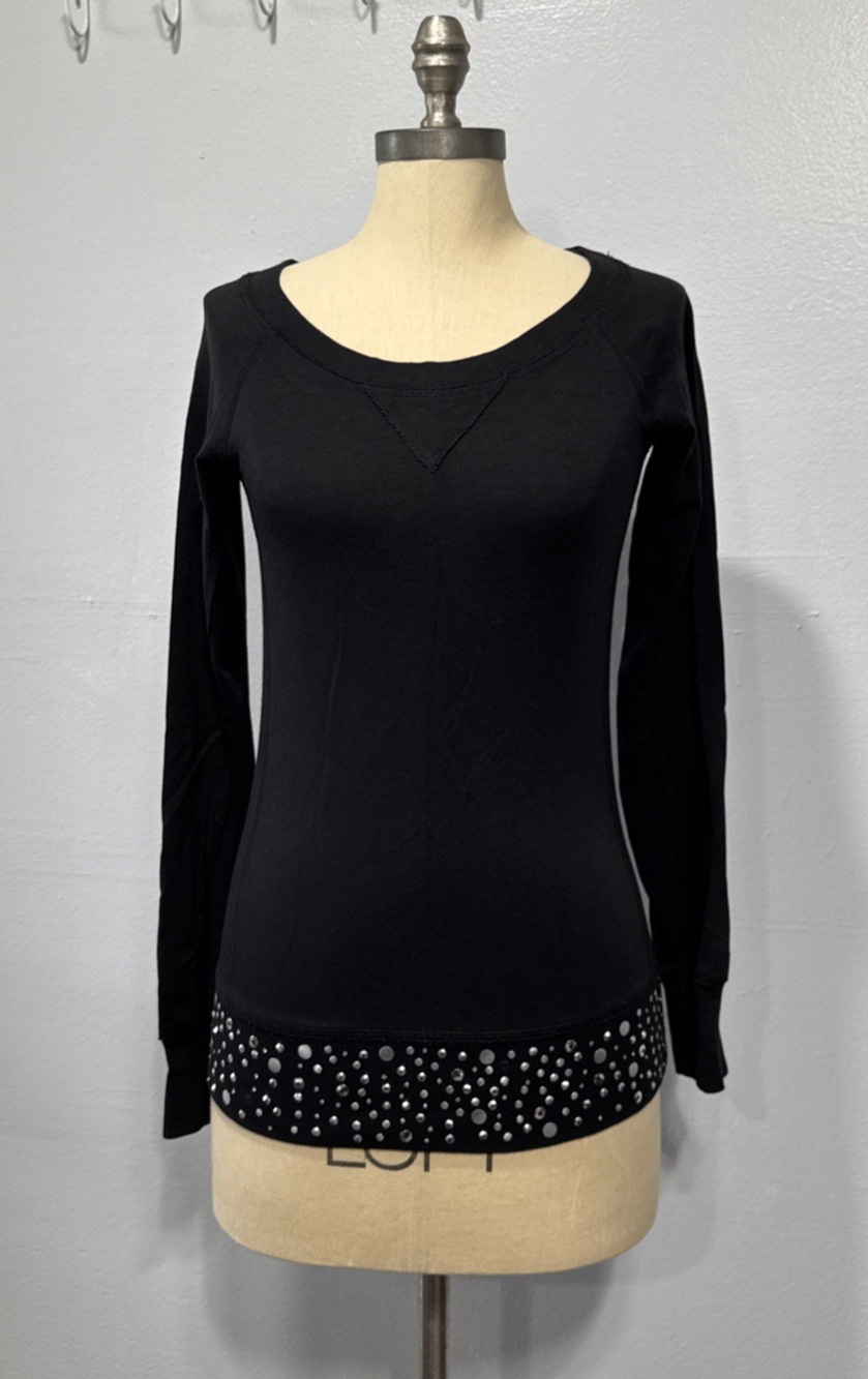 Express Knit Top Womens Sz S Black Raglan Sleeve Round Neck Studded Hem Pullover